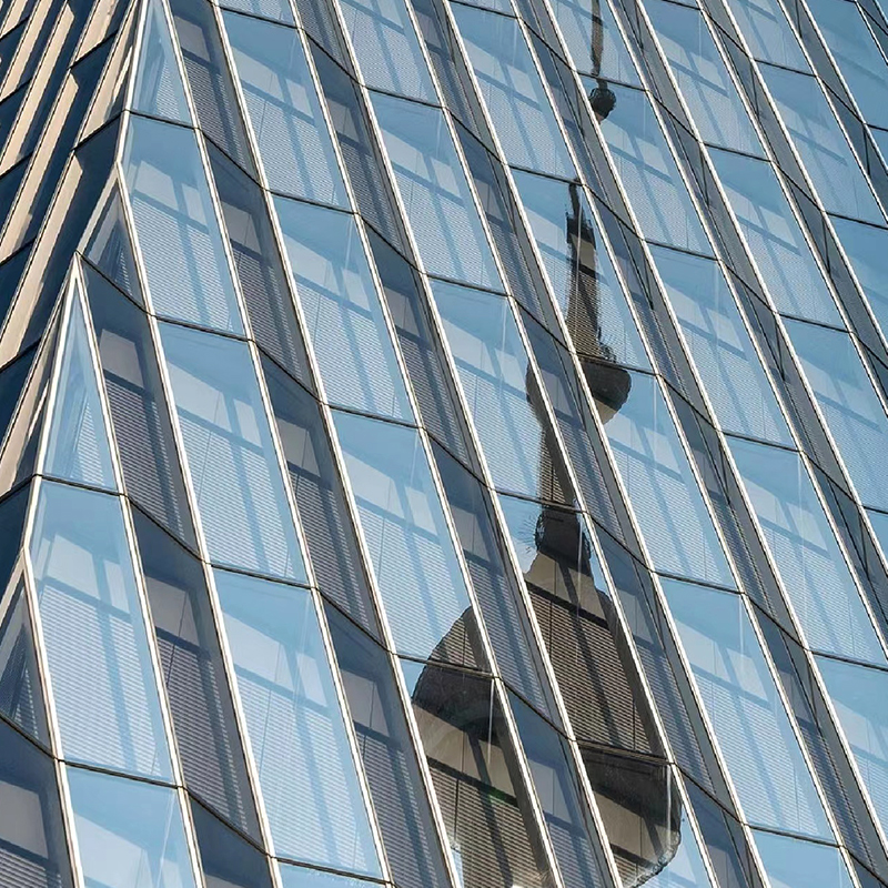 Aluminum panel curtain wall